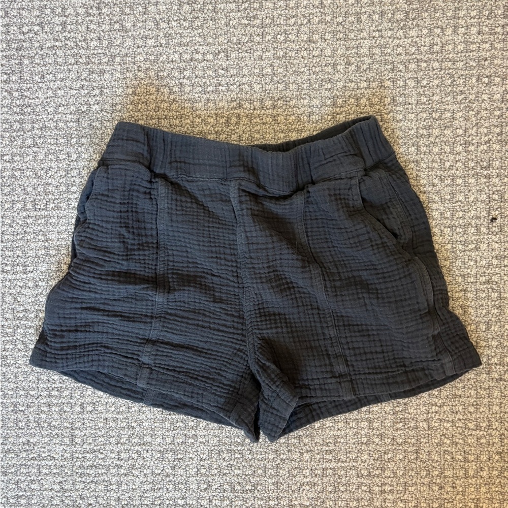 Madewall Cotton Gauze Charcoal Shorts